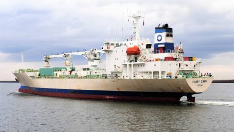 IVORY DAWN in IJmuiden, 15 aug 2017