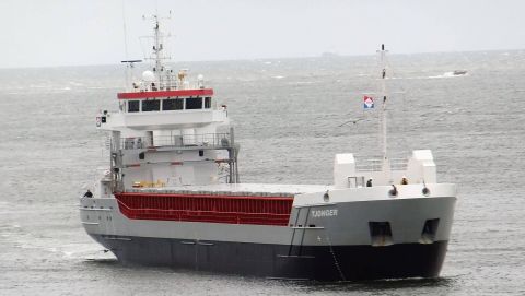 TJONGER in IJmuiden