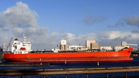 SILVER JOAN in IJmuiden, 19 nov 2017