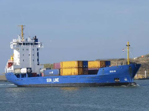 Odin in IJmuiden, 13 mrt 2015