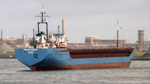 Paper Moon in IJmuiden, 1 jan 2018