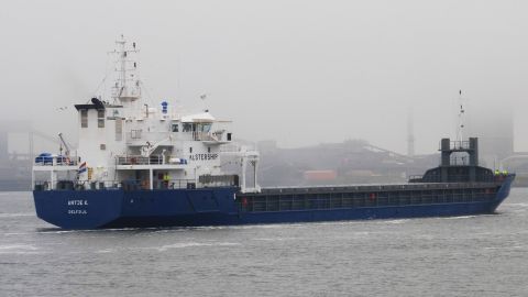 ANTJE K in IJmuiden, 2 jun 2018