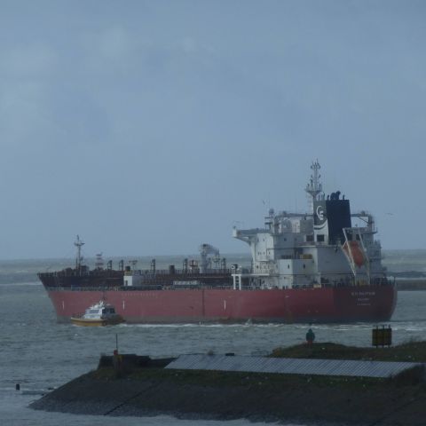 Sti Mayfair in IJmuiden, 2 apr 2015