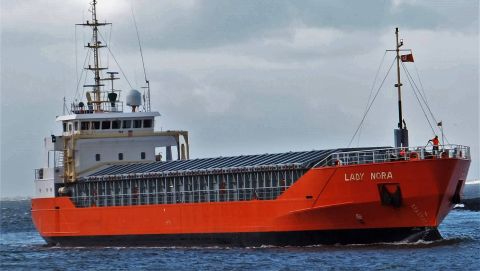 LADY NORA in IJmuiden