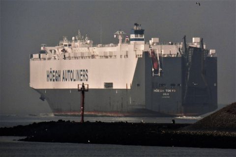 HOEGH TOKYO in IJmuiden, 22 mrt 2019