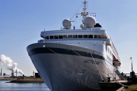DEUTSCHLAND in IJmuiden, 29 mei 2019