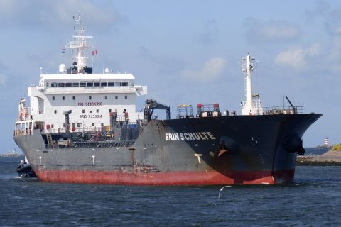 ERIN SCHULTE in IJmuiden, 1 jul 2019