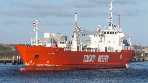 Vidfoss in IJmuiden, 17 apr 2015