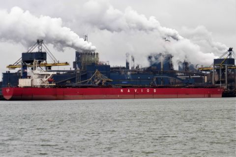 NAVIOS BEAUFIKS in IJmuiden, 21 okt 2019