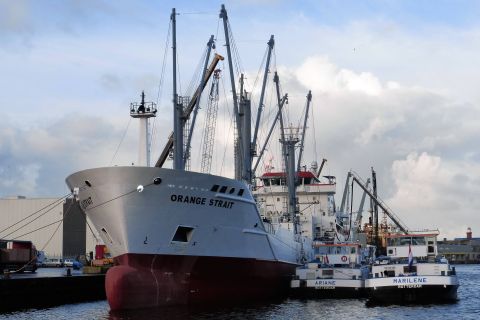 ORANGE STRAIT in IJmuiden, 9 dec 2019