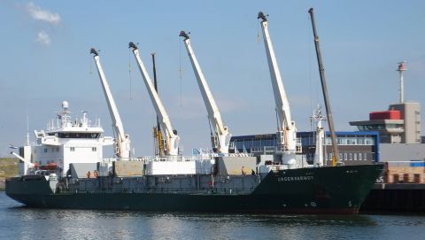 GREEN KARMOY in IJmuiden, 23 apr 2015