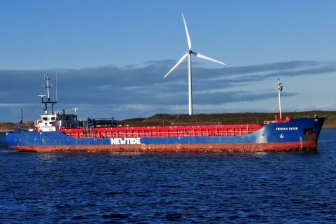 FRISIAN RIVER in IJmuiden, 25 dec 2019