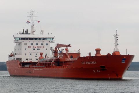 Liv Knutsen in IJmuiden, 25 apr 2015