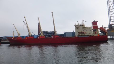 Lapponian Reefer in IJmuiden, 25 apr 2015