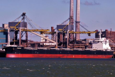 PINCHAT in IJmuiden, 21 mrt 2020