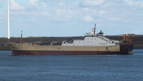 Sch 302 Willem Van Der Zwan in IJmuiden, 28 apr 2015