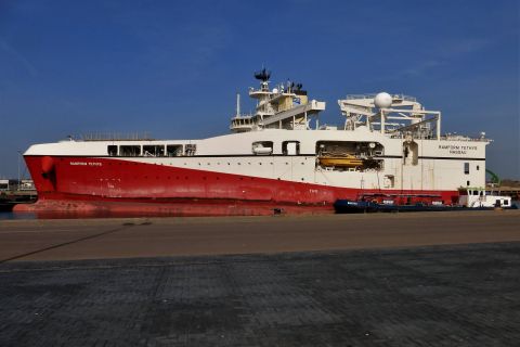 RAMFORM TETHYS in IJmuiden, 8 apr 2020