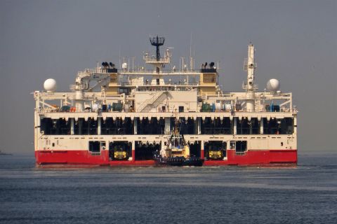 RAMFORM TETHYS in IJmuiden, 12 apr 2020