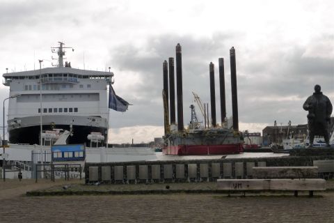Vissershaven IJmuiden 14-04-20 in IJmuiden, 14 apr 2020