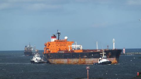 Torm Neches in IJmuiden, 28 apr 2015