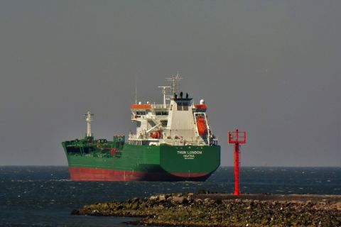 THUN LONDON in IJmuiden, 21 apr 2020