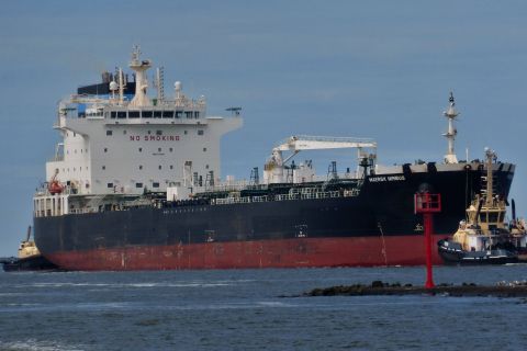 MAERSK NIMBUS in IJmuiden, 15 mei 2020