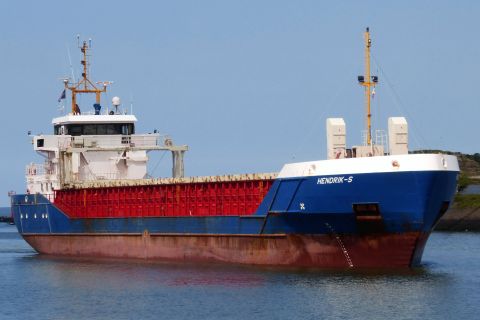 HENDRIK-S in IJmuiden, 10 jun 2020