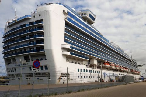 EMERALD PRINCESS in IJmuiden, 3 jul 2020